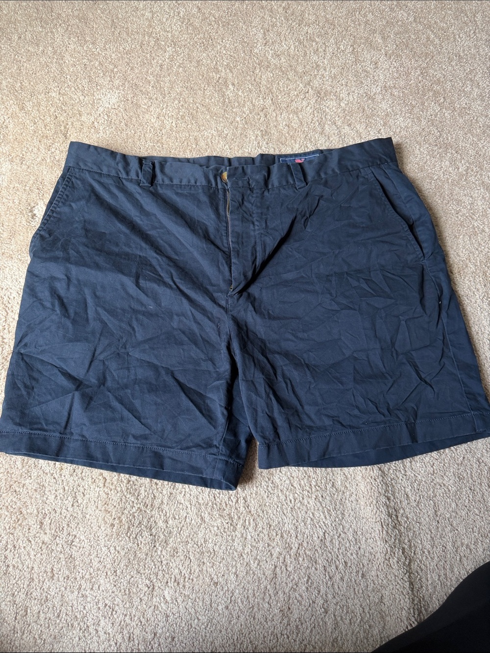 Vineyard Vines Navy Flat Front Breaker Shorts Style 1H6028 Size 40